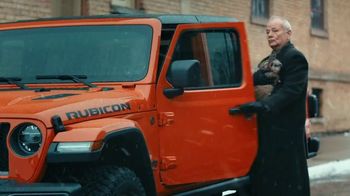 2020 Jeep Gladiator Super Bowl 2020 TV Spot, 'Groundhog Day' Featuring Bill Murray, Song by Sonny and Cher [T1] - Thumbnail 5