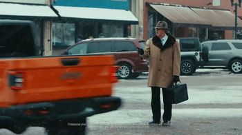 2020 Jeep Gladiator Super Bowl 2020 TV Spot, 'Groundhog Day' Featuring Bill Murray, Song by Sonny and Cher [T1] - Thumbnail 6
