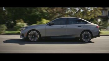 BMW Super Bowl 2024 TV Spot, 'Talkin Like Walken' Featuring Christopher Walken, Usher [T1] - Thumbnail 7