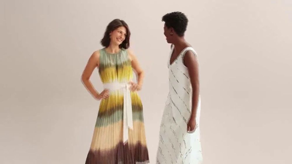 Exclusive Cardholder Event: Summer Looks: Up to 30% Off thumbnail