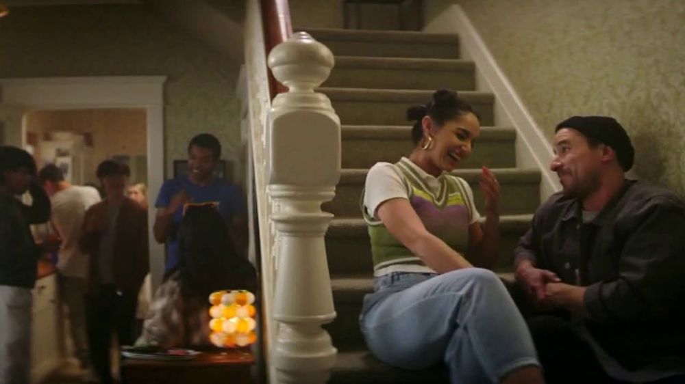 Pfizer, Inc. TV Spot, 'COVID-19: The World Keeps Moving'