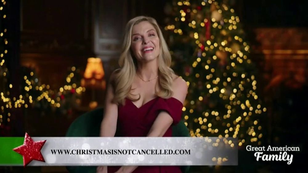 Christmas Is Not Cancelled TV Spot, 'Camp Christmas in July: Summertime Is Here' Ft. Jen Lilley