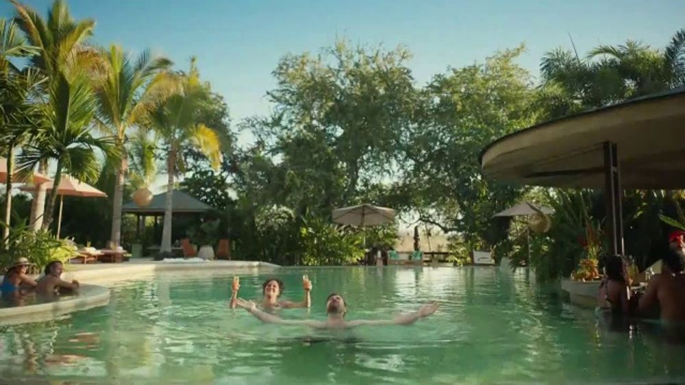 Southwest Airlines TV Spot, 'Big Flex: MeeMaw'