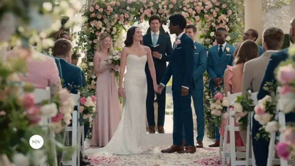 Love the Way You Look On Your Big Day: First Kiss thumbnail