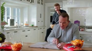 Frito Lay TV Spot, 'FIFA World Cup: Is It Called Soccer or Football?' Featuring Chicharito - Thumbnail 8