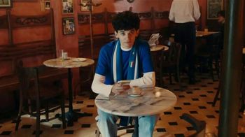 Google Pixel 7 TV Spot, 'The Beautiful Game Belongs to All of Us: Free' Ft. Megan Rapinoe, Prince Royce, Carlos Valderrama - Thumbnail 4