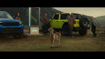 Jeep Super Bowl 2023 TV Spot, 'Electric Boogie' Song by Shaggy [T1] - Thumbnail 9
