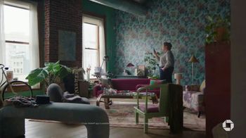 JPMorgan Chase TV Spot, 'Meet the Jennifers' - Thumbnail 5