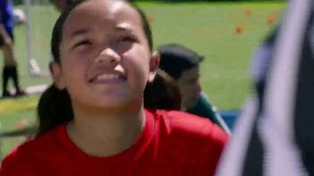 Frito Lay TV Spot, '2022 FIFA World Cup: Football or Soccer' Featuring Mia Hamm - Thumbnail 2