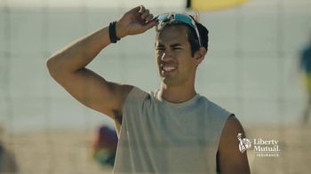 Liberty Mutual TV Spot, 'LiMu Emu and Doug: Volleyball' - Thumbnail 4