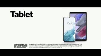 Verizon TV Spot, 'Tis the Season: Free 5G Phone' Featuring Cecily Strong, Paul Giamatti - Thumbnail 8