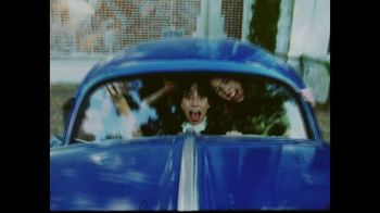 Volkswagen Super Bowl 2024 TV Spot, 'An American Love Story' Song by Neil Diamond [T1] - Thumbnail 5